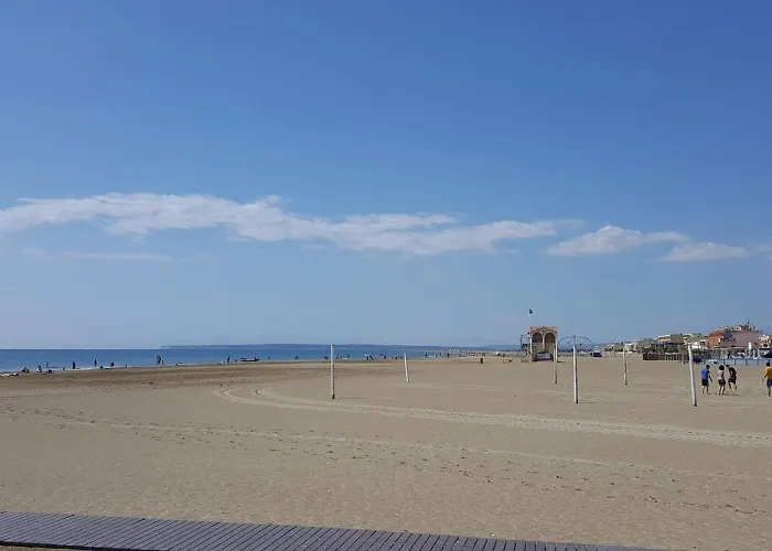 Close To The Beaches Of Apartment
